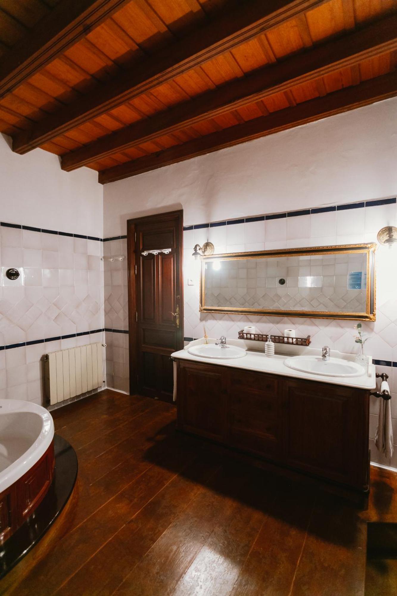 Komodo Casa Maravillas Rooms Sevilla Dış mekan fotoğraf